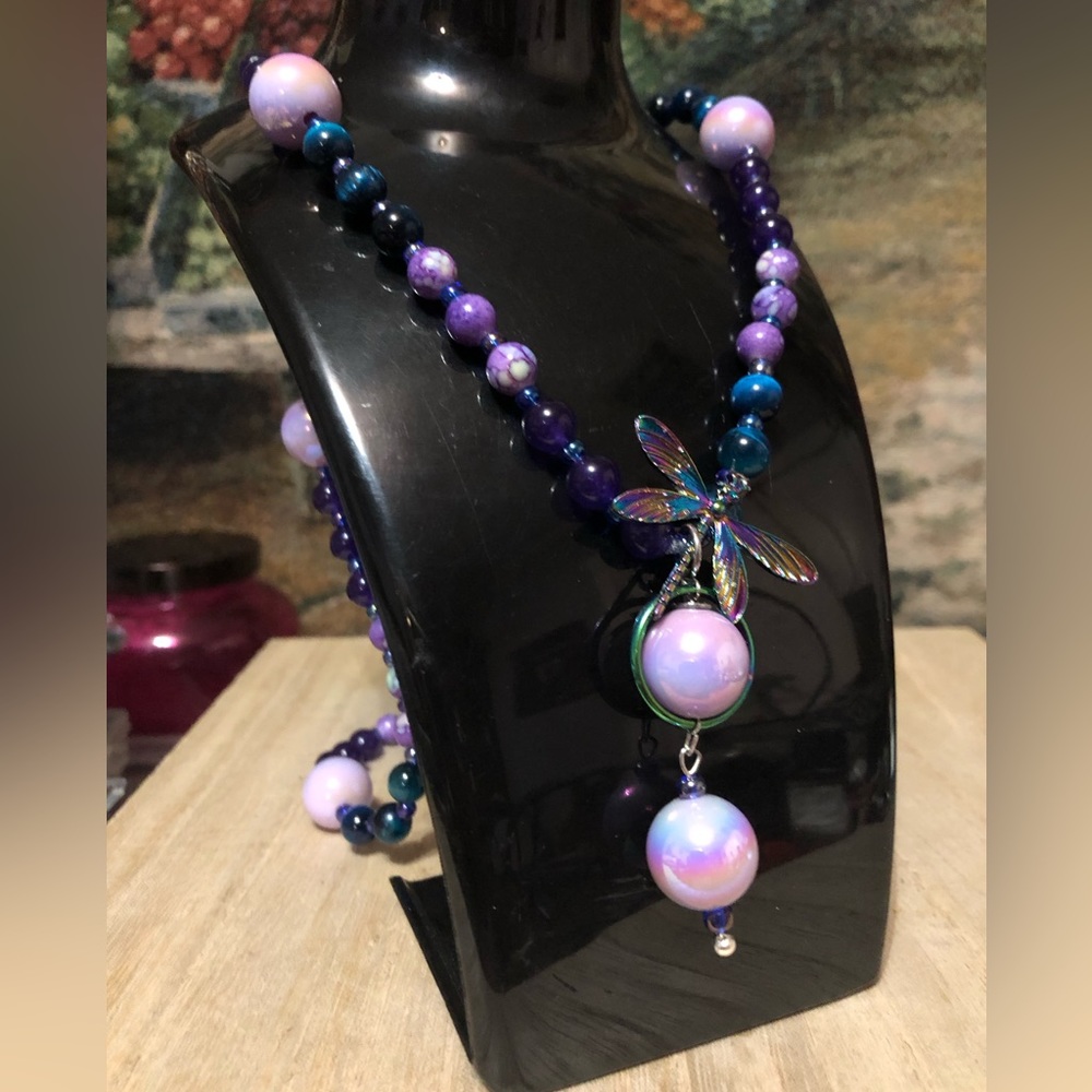 💎 Pretty Purple Lavender Teal beaded necklace Dragonfly Pendant